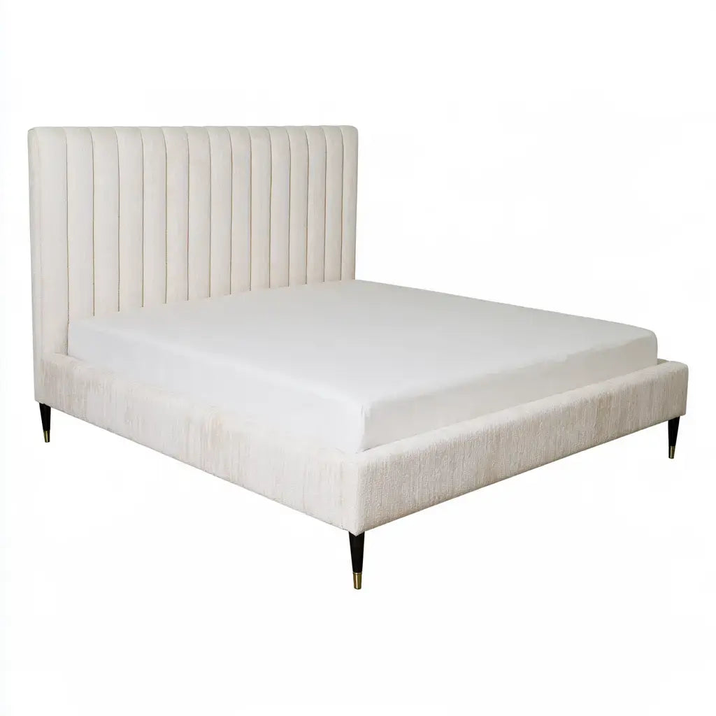 Cama con cabecero de canales verticales - blanco
